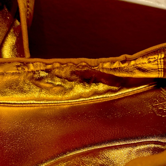 Coach Beautiful Nude Suede Gold Leather Lining Logo Flower Flats - Picture 11 of 12